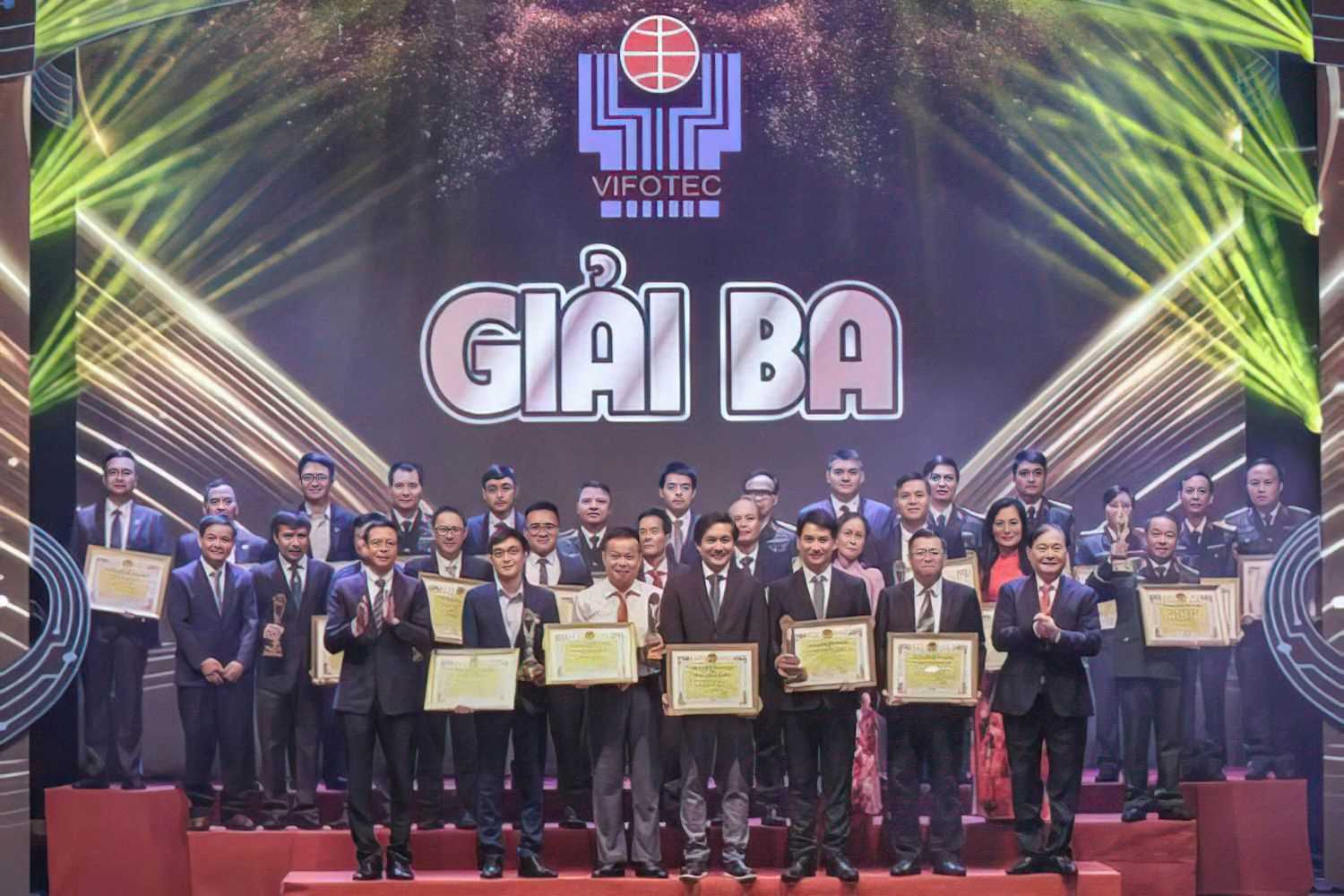Assoc. Prof. Dr. Ngo Xuan Luong Wins 2024 Vietnam Science and Technology Innovation Award for Research on Aspidistra Species in Thanh Hoa